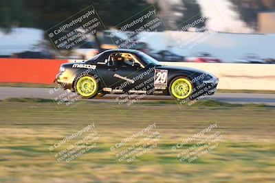 media/Jan-13-2024-CalClub SCCA (Sat) [[179f4822a7]]/Group 7/Sunset (Race)/